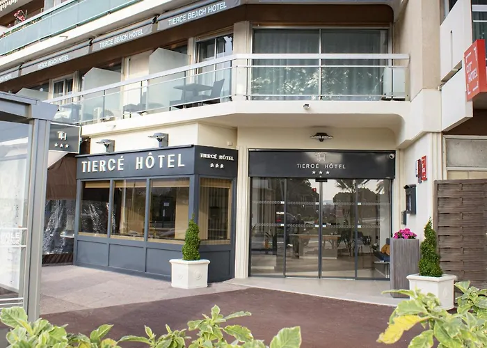 Cit'Hotel Tiercé Beach Hotel